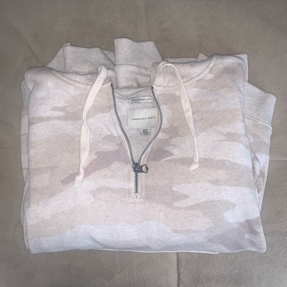 American Eagle 3/4 zip camo oversized hoodie